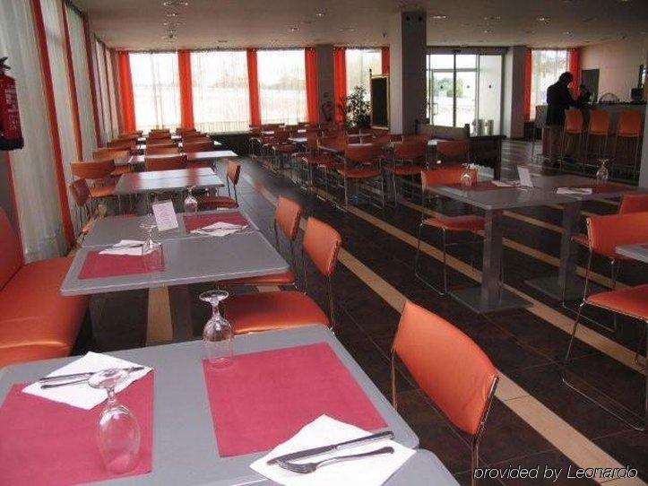 B&B Hotel Oviedo Viella  Restaurant foto
